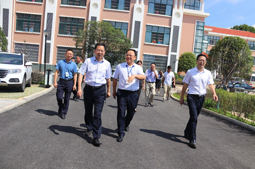 紧跟社会动态 长沙市副市长李蔚走访调研民生一线