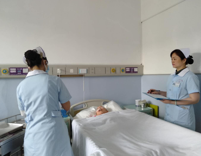 �����ٴ�˼ά�ڻ��������е�����