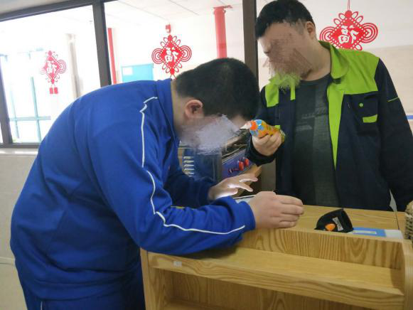 �߽�����