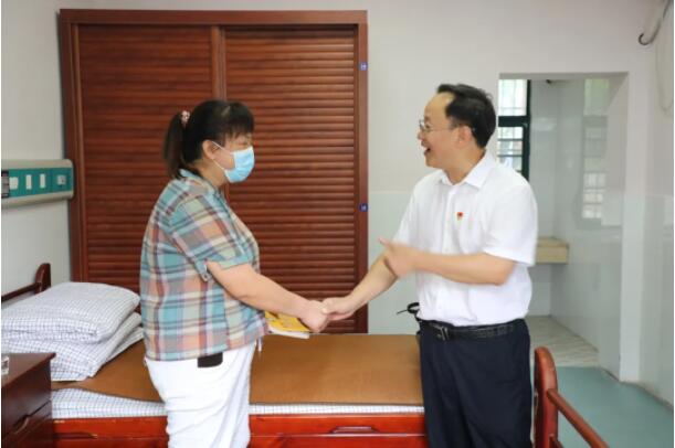 ���񽨵����꣬�еھ�ҽԺ�ٴ������ƿ���