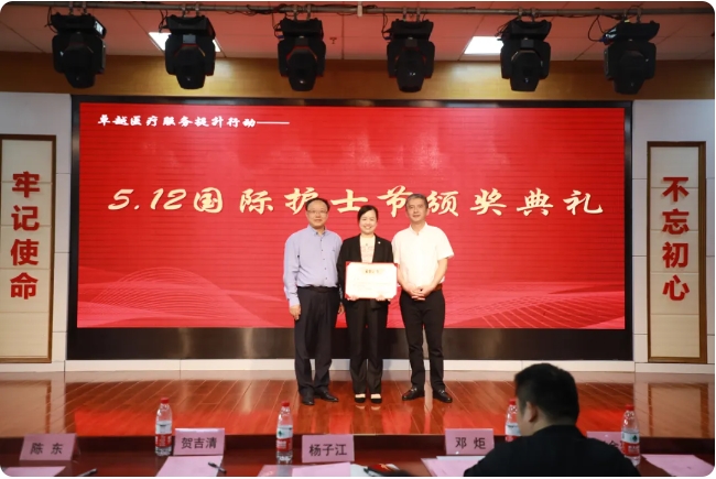 ¾ʹӰƬ
5.12ʻʿϵл