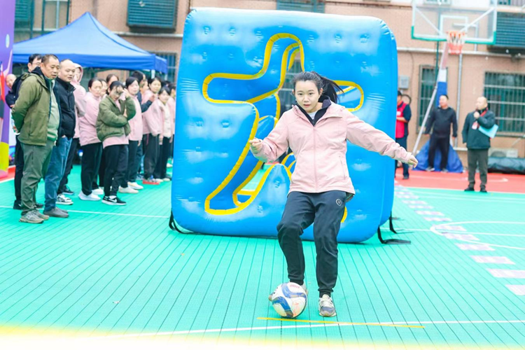 ȼ�������Ȥ������������������ӰƬ
2025��ְ��Ȥζ�˶��ᳬȼ�ع�