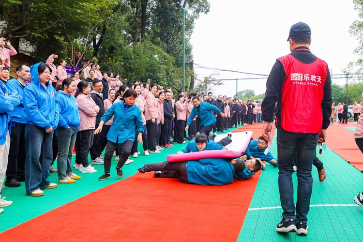 ȼ�������Ȥ������������������ӰƬ
2025��ְ��Ȥζ�˶��ᳬȼ�ع�