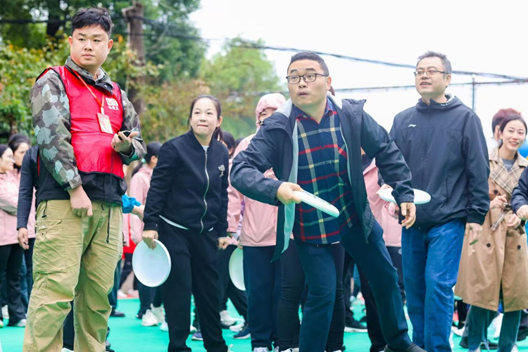 ȼ�������Ȥ������������������ӰƬ
2025��ְ��Ȥζ�˶��ᳬȼ�ع�