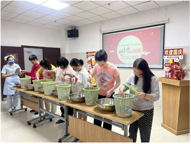 ˼䣬ůӰƬ
ůĻʵ