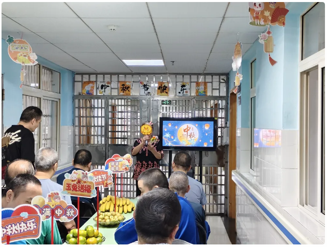 ˼䣬ůӰƬ
ůĻʵ